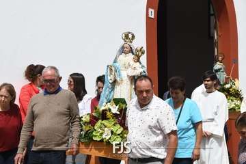 Misa y procesión religiosa en Cazadores/Francisco Javier Santana.